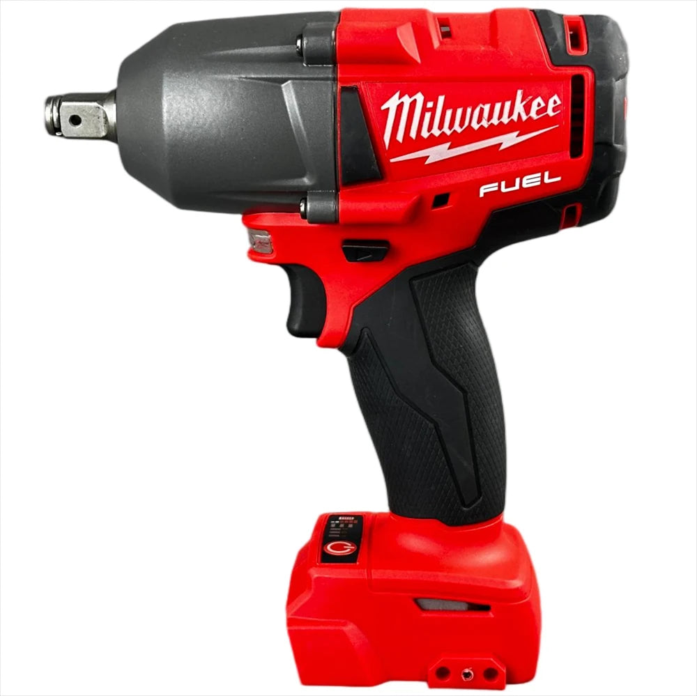 Milwaukee 18V Impact Wrench & Drill Driver 2x 5.0Ah Batteries, Charger, and Carry Bag Automotive DIY Power Tool Combo Kit