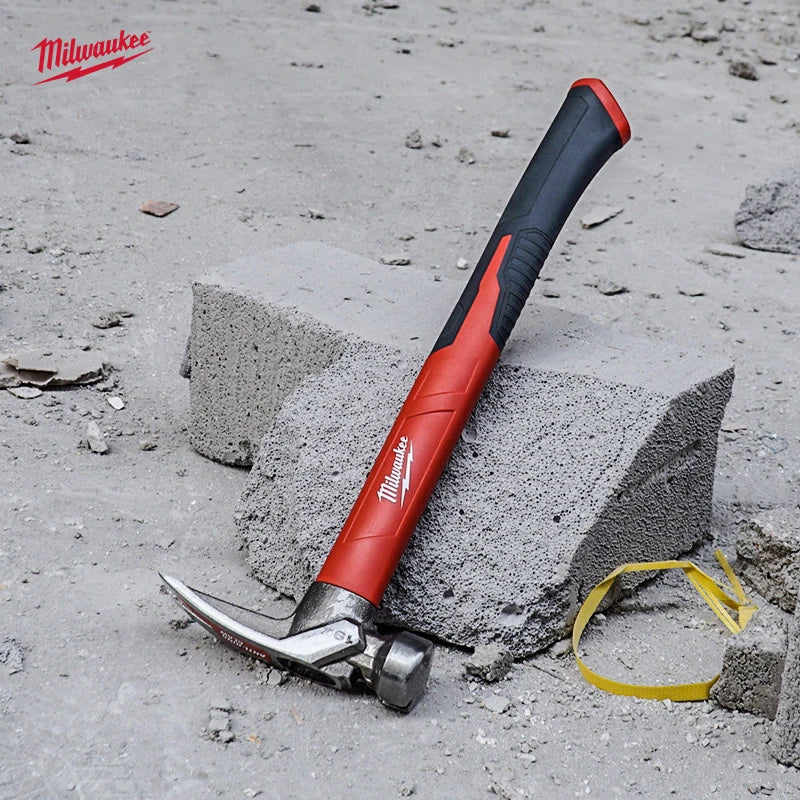 Milwaukee 19oz Fiberglass Handle Straight Claw Sheep Horn Hammer, Industrial Grade Integrated Tool Hammer 48-22-9316P